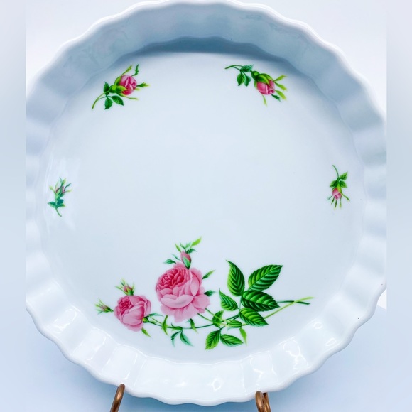 Vintage Rose by Christineholm Round Fluted Quiche Pie Tart Porcelain Dish 9.5” - Picture 2 of 12